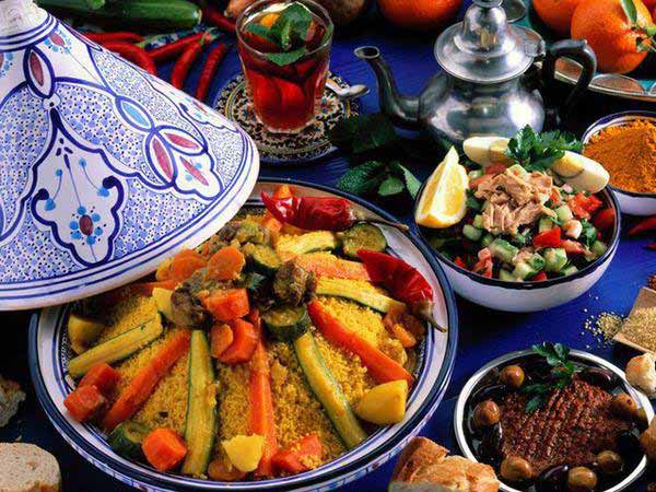 The Art of Moroccan Cooking: A Tagine Tradition